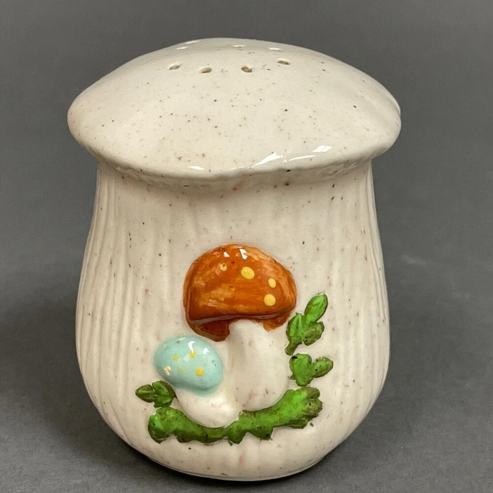 Vintage Salt‎ Shaker Mushrooms Mushroom Ceramic - No Stopper